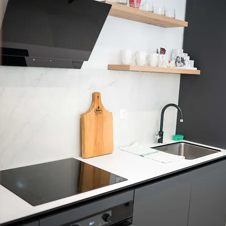 Dora Apartment